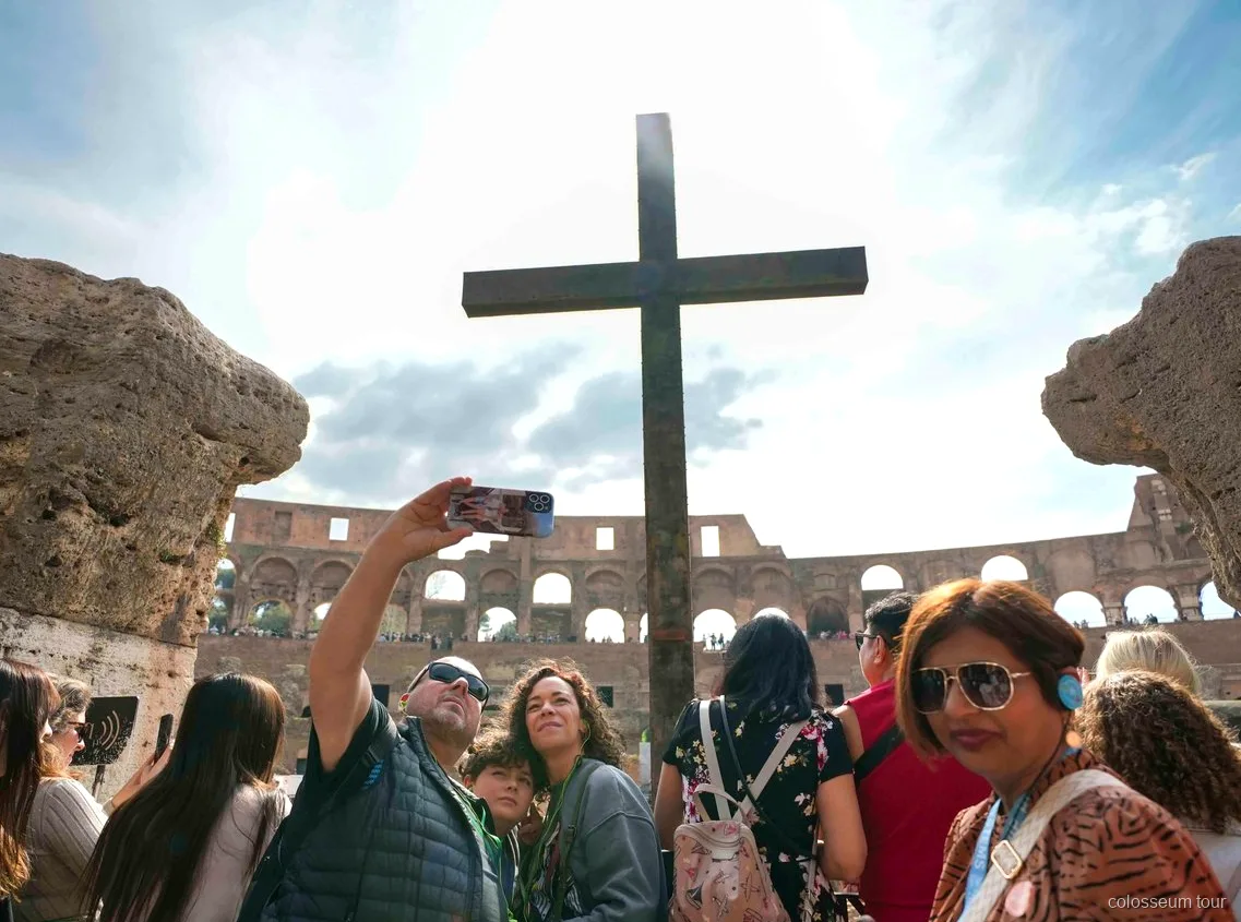 Selbstständiger Besuch des Forum Romanum nach der Kolosseum VIP-Tour